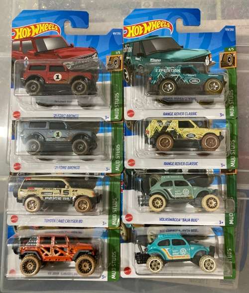 Hot wheels , 8 Various off road cars , Mud Studs series , VW , Landrover, Landcruiser , Bronco, Jeep