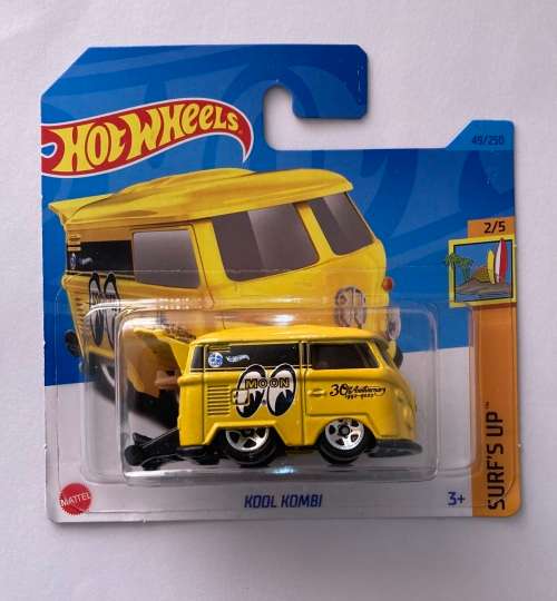 Hot Wheels , Volkswagen Kool Kombi , Mooneyes , yellow , on card