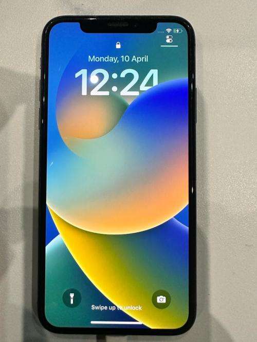 iPhone X