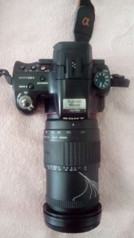 SONY a33 DSLR CAMERA WITH SIGMA 28/200 LENS