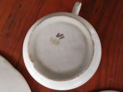 Cream Petal Porcelain set