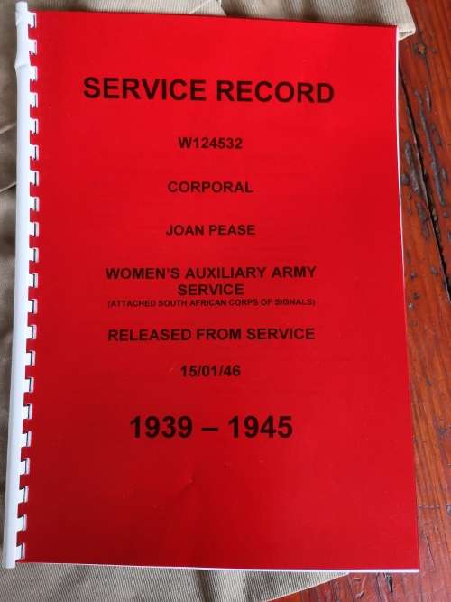 Original WW2 UDF Signal Corps Ladies`s Uniform - With Records