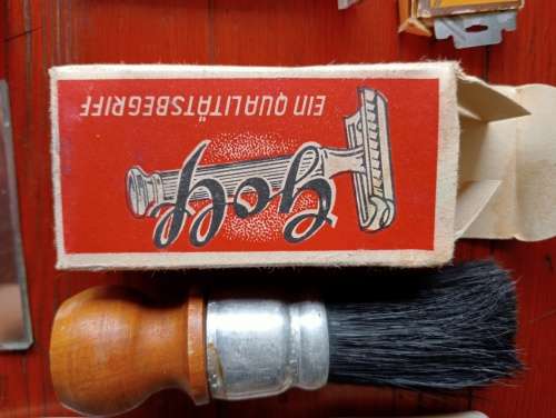 German WW2 Soldier`s Toiletries Set