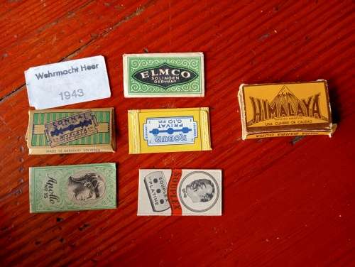 German WW2 Soldier`s Toiletries Set