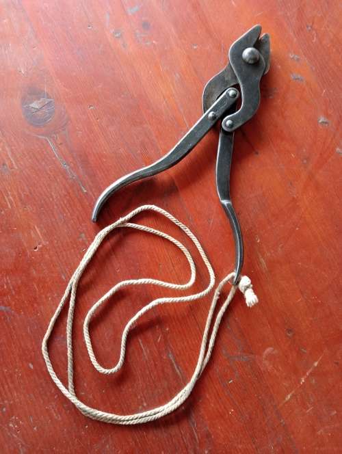 British WW1 / WW2 Trench Wire Cutter