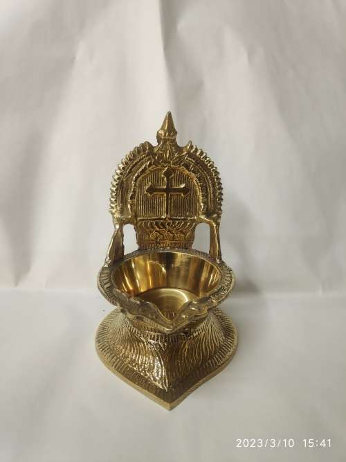 Brass Cross Lamp ( 12.5cm Height )