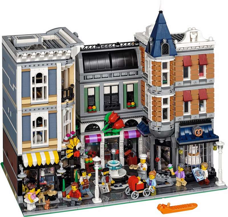 New LEGO Creator Expert Assembly Square Modular Building - New in Sealed Box - Discontinued (10255)