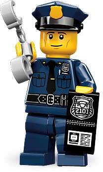 ~ New Lego Series 9 Minifigures Policeman ~ Discontinued (71000)