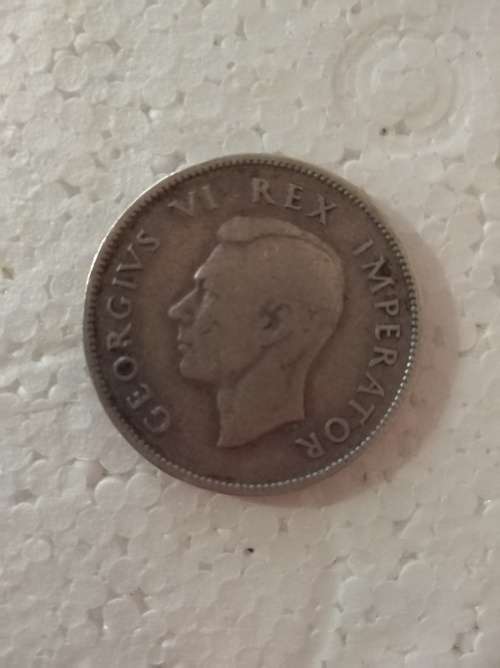 2 Southt African Shillings 1945
