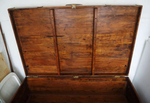 Hand Made Solid Wooden Kist With Brass Hinges and Inlays