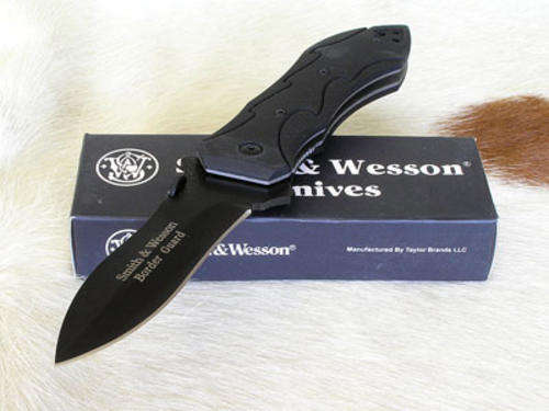 Smith & Wesson Border Guard Linerlock Knife