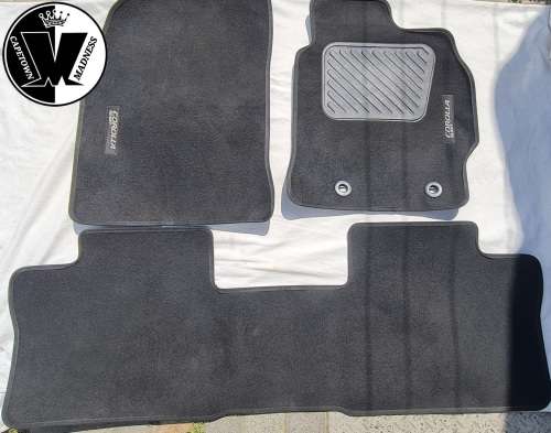 Toyota Quest mats
