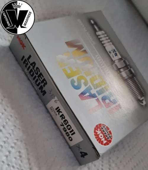 NGK IKR6G11 Laser Iridium spark plugs