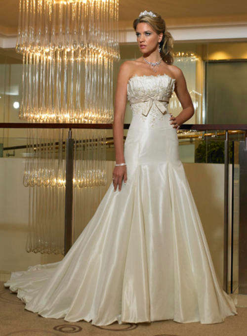 WHOLESALE IMPORTED WEDDING GOWN