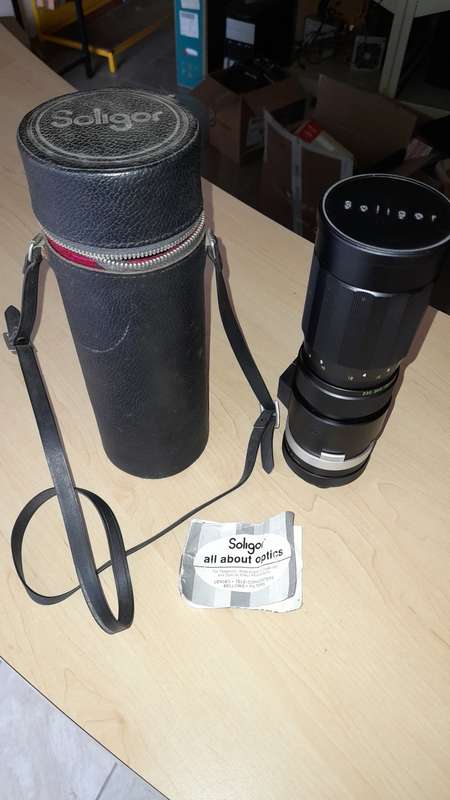 Soligor Auto Zoom 1:4.5 f90-230mm Lens