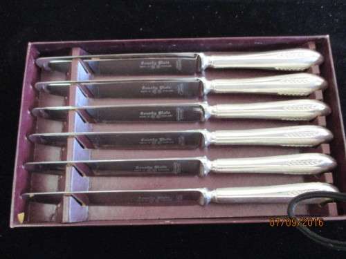 Silver plated dinner knives