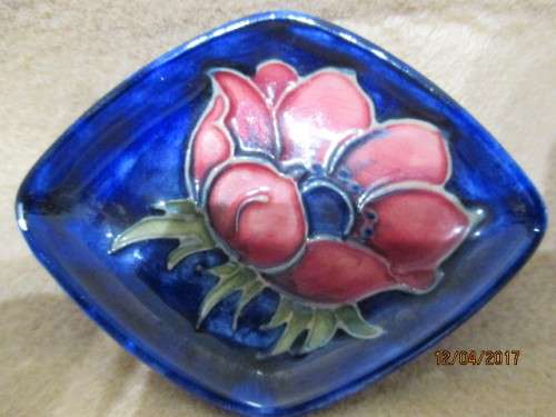 Moorcroft miniature dish