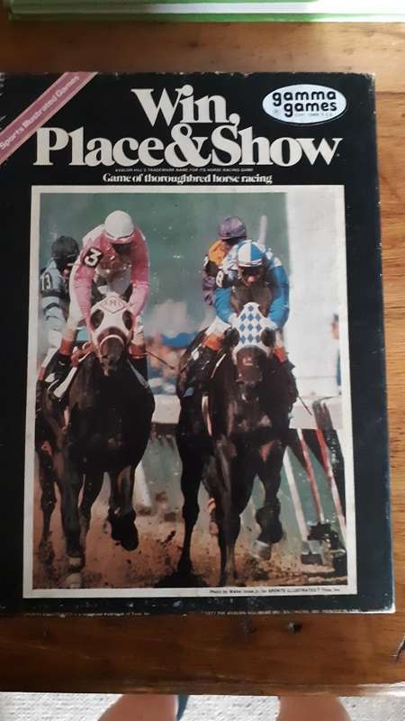 Win, Place & Show - Clasical Horse Racing boardgame by Avalon Hill