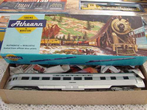 HO Athearn 1831 SL Observation Santa FE