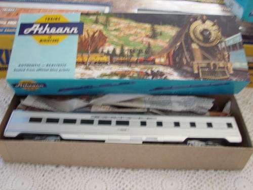 HO Athearn 1791 SL Diner Santa FE