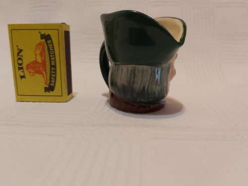 Toby Jug (Royal Doulton England- Toby Philpots Character Jug)