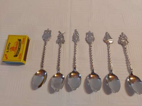 Novalux Plate Souvenir Spoons.(Made in Holland ) SET OF 6