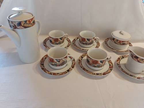 Tea set ( set of 4 ) FINE PORCELAIN