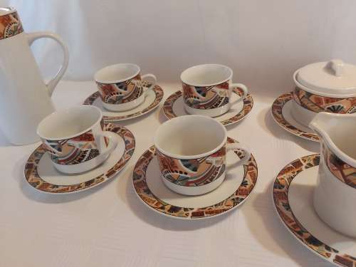 Tea set ( set of 4 ) FINE PORCELAIN