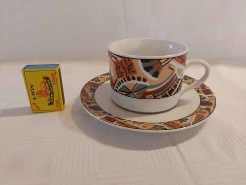 Tea set ( set of 4 ) FINE PORCELAIN