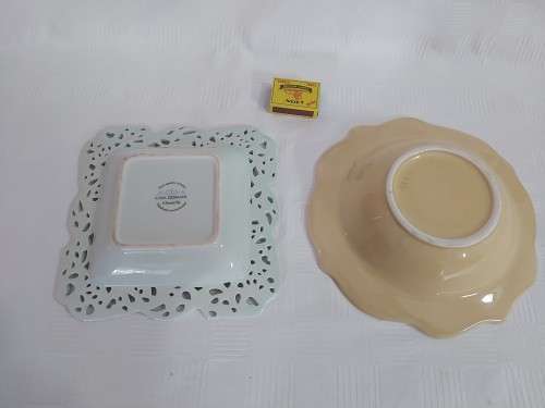 2 Beautiful bowls ( casa domani  chantilly +  )