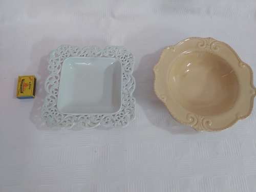 2 Beautiful bowls ( casa domani  chantilly +  )