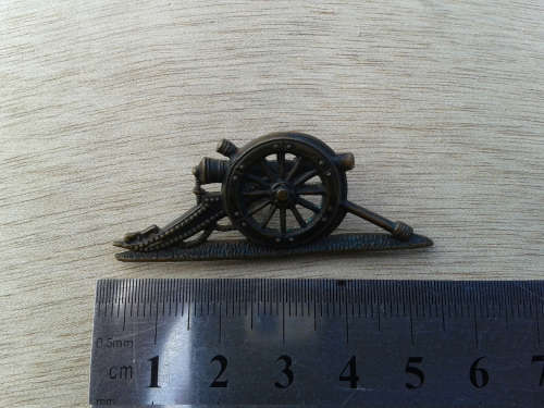 Artillery badge