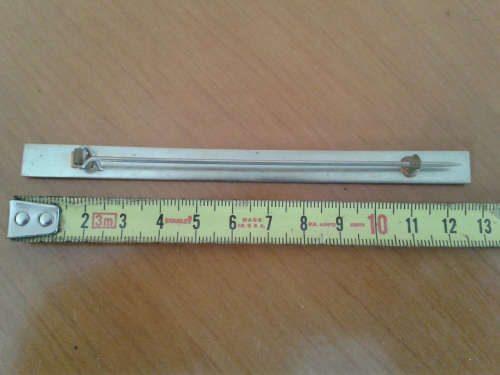Medal mounting bar