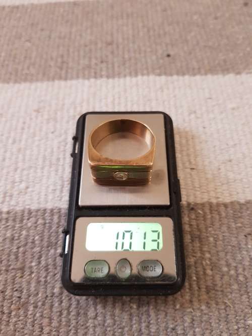 9Ct GOLD 10.1g Diamond Mens Wedding ring R8000
