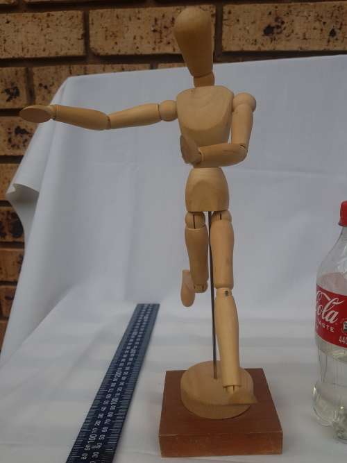 Wooden Manikin Articulated