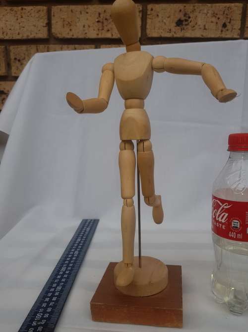 Wooden Manikin Articulated