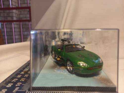 007 Jaguar XKR - Die another Day