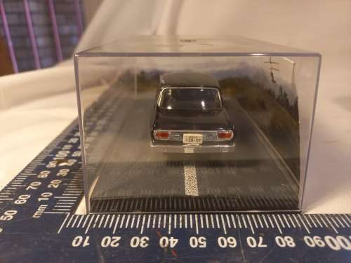 007 James Bond Toyota Crown - You only live twice