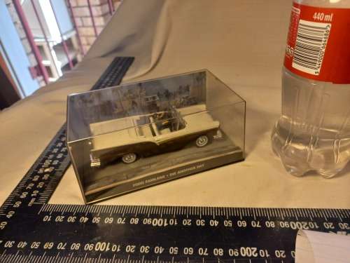 007 James Bond Ford Fairlane - Die Anothe Day