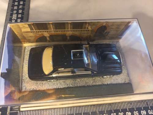 007 James Bond Jaguar XJ8 - Casino Royal