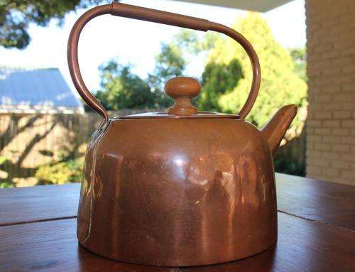 LARGE COPPER KETTLE