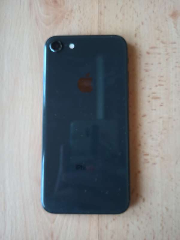 IPHONE 8 256GB, 100% BATTERY HEALTH!!! EXCELLENT CONDITION