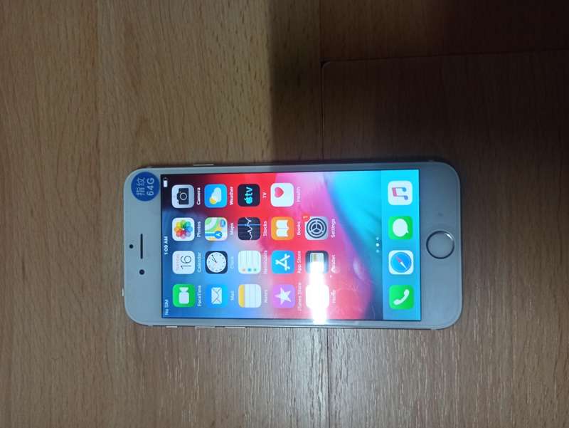 IPHONE 6 64GB SILVER, 100% BATTERY HEALTH!!!