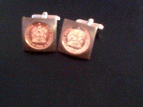 1970 10c cufflinks