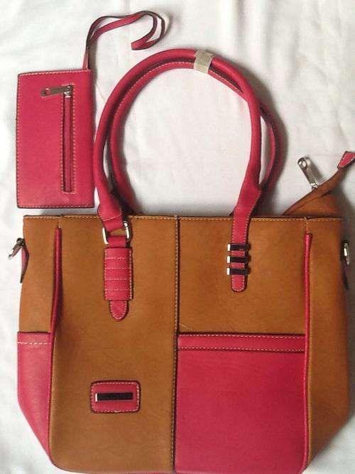 Hand bag