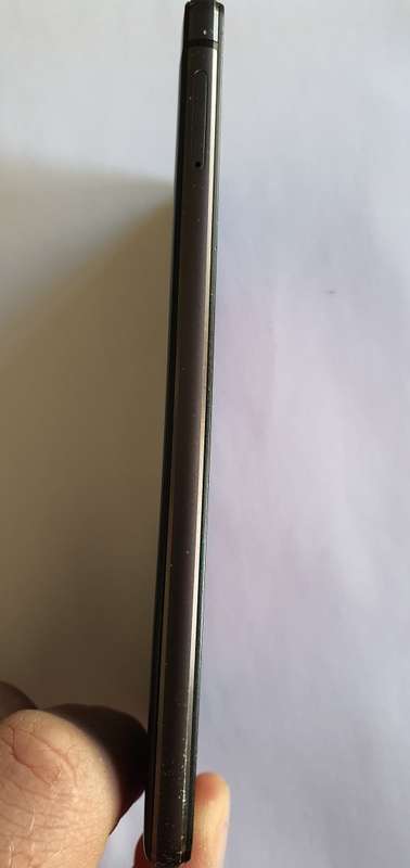 Huawei P9 lite / Cracked screen