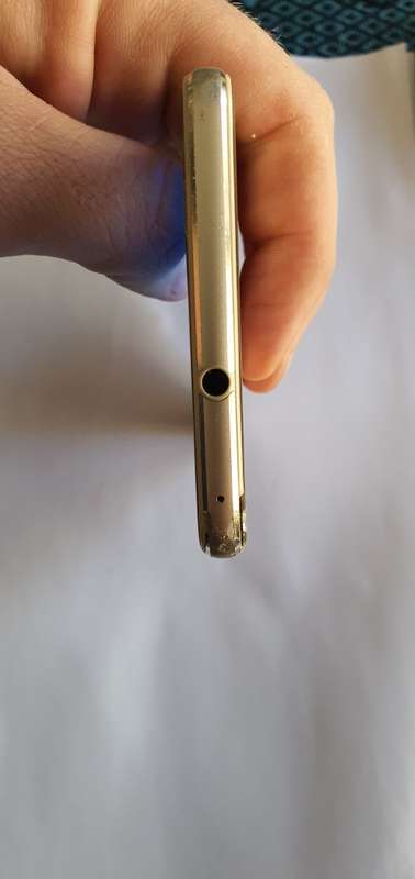 Huawei P10 Lite / Cracked Screen