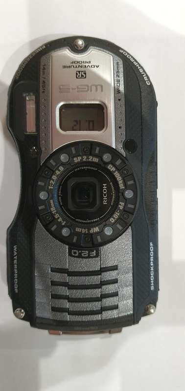 WATERPROOF CAMERA RICOH WG-5 GPS WATERPROOF SHOCKPROOF FREEZEPROOF CRUSHPROOF CAMERA