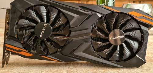 Gigabyte RX VEGA 64 GAMING OC 8G (FREE SHIPPING) (No Box)