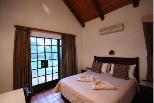 Weekend Getaway Burchell's Bush Lodge 2 - 5 March 2018